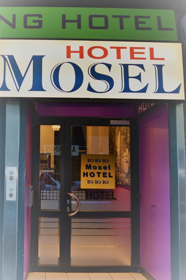 Mosel Hotel Frankfurt am Main Exteriör bild